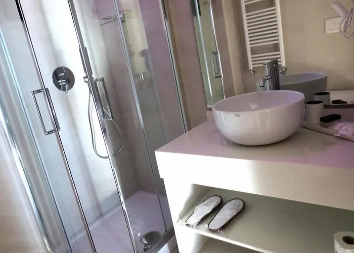 Gatto Bianco Le Terrazze 3*