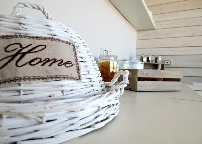 Gatto Bianco Le Terrazze 3* Барі