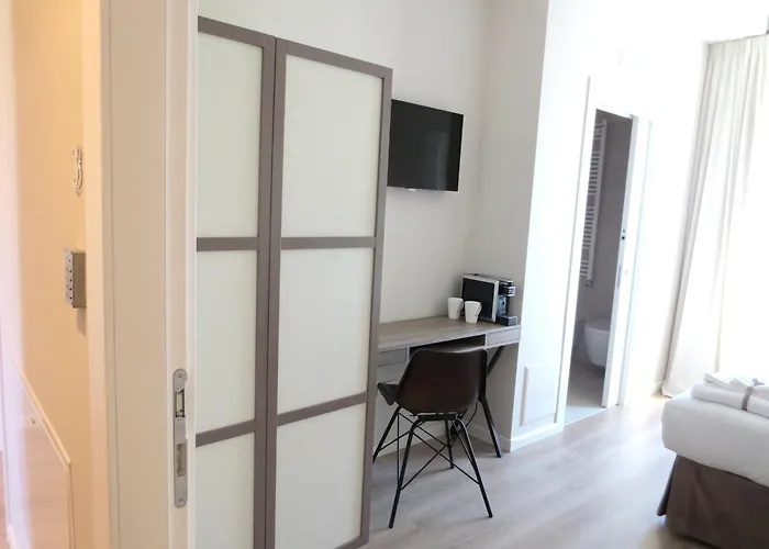 Gatto Bianco Le Terrazze 3* Барі