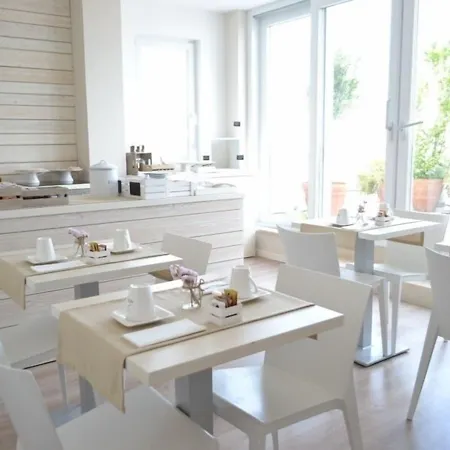 Gatto Bianco Le Terrazze Guest house 3*