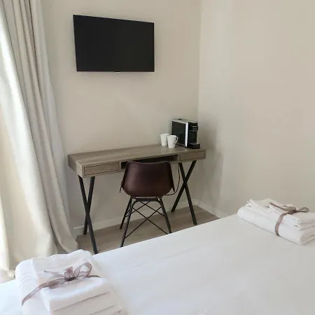 Gatto Bianco Le Terrazze Pensiune 3*